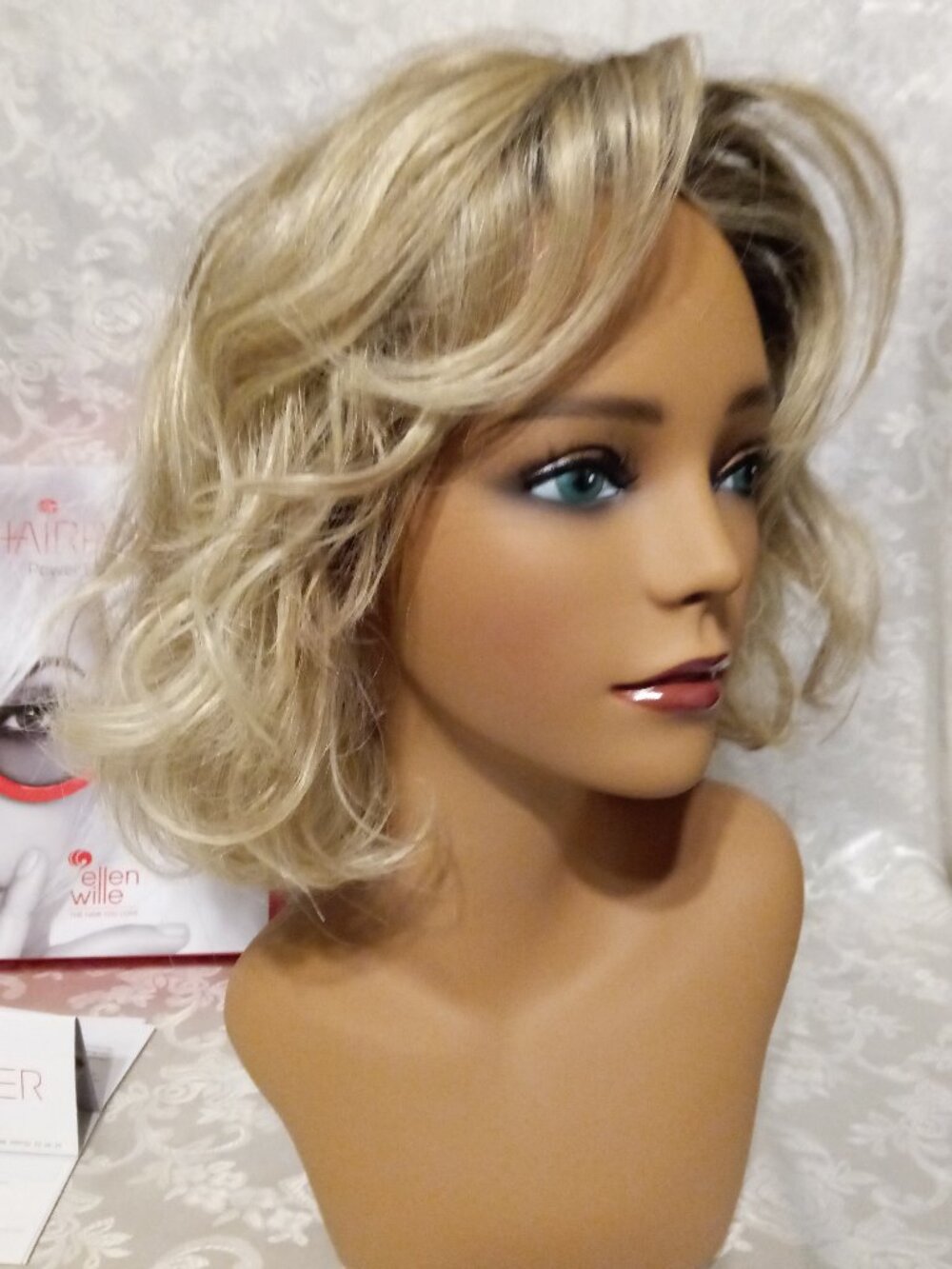 Ellen Wille Girl Mono Left Mono Part Champagne Rooted